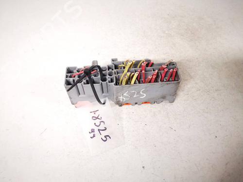 Fuse box RENAULT SCÉNIC II (JM0/1_) 1.9 dCi (JM0G, JM12, JM1G, JM2C) | BP32924536E1 - Image 2