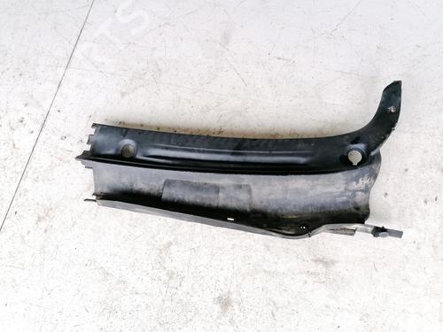 Griglia sotto parabrezza Griglia sotto parabrezza FIAT BRAVA (182_) 1.9 TD 75 S (182.BF) (75 hp) 35569086 35569086