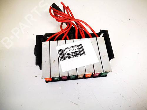 Used Fuse box Fuse box OPEL MERIVA A MPV (X03) 1.7 CDTI (E75) (100 hp) 32585863 32585863