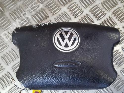 Used Driver airbag Driver airbag VW GOLF IV (1J1) 1.9 TDI (90 hp) 33495646 33495646