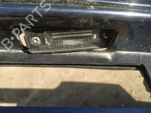 licence-plate-light-vw-phaeton-3d1-3d2-3d3-3d4-3d6-3d7-3d8-3d9-2002-2003-2004-2005-2006-2007-2008-2009-2010-2011-2012-2013-2014-2015-2016-35426883 main image