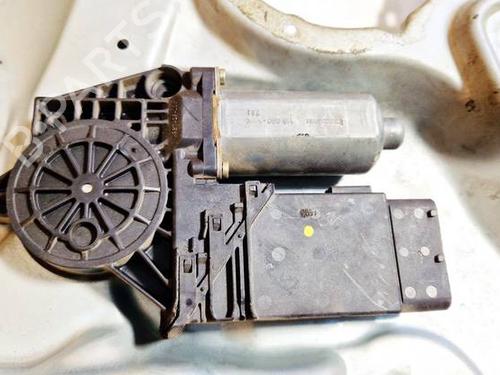 Used Right front window motor Right front window motor VW PASSAT B5 Variant (3B5) 1.9 TDI (90 hp) 35003613 35003613