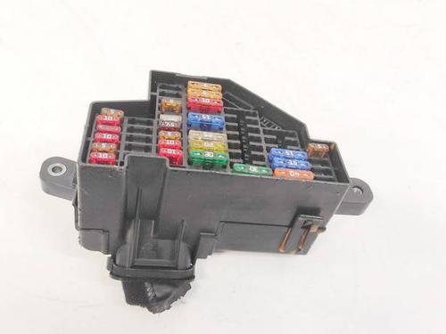 fuse-box-vw-golf-v-1k1-2003-2004-2005-2006-2007-2008-2009-2010-32930025 main image