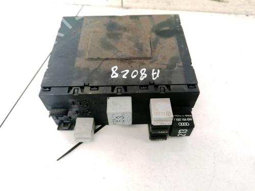 Used Fuse box Fuse box VW TOURAN (1T1, 1T2) 1.9 TDI (100 hp) 32905974 32905974