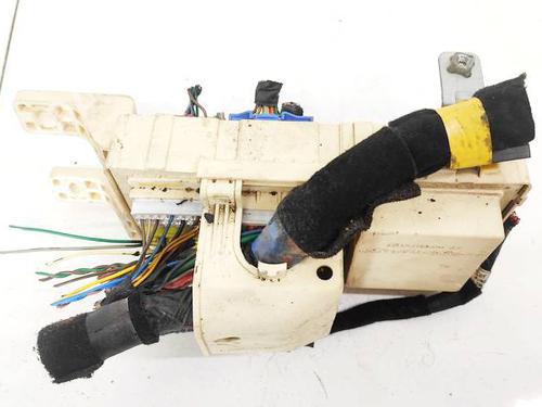 Used Fuse box Fuse box HYUNDAI SANTA FÉ II (CM) 2.2 CRDi GLS (150 hp) 32943844 32943844