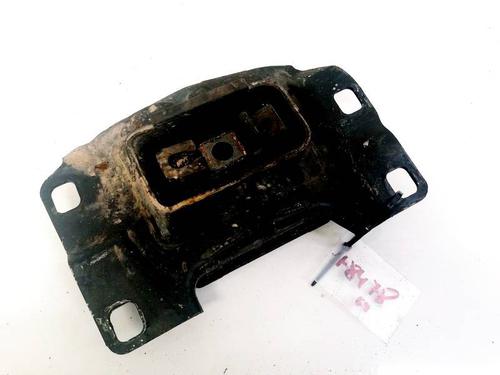 Used Engine mount Engine mount VOLVO V50 (545) 2.4 (140 hp) 32924793 32924793