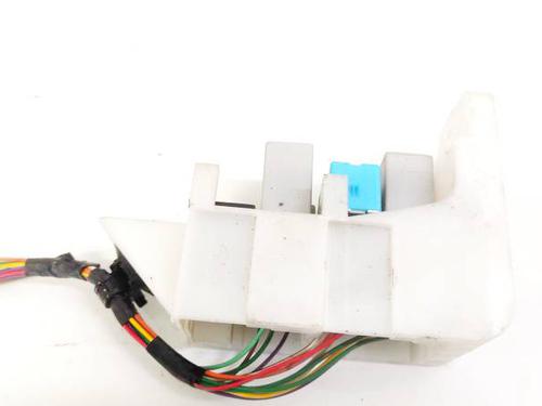 Used Fuse box Fuse box TOYOTA AURIS (_E15_) 1.6 (ZRE151_, ZRE151R) (124 hp) 32963843 32963843