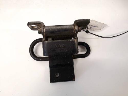 hingedoor-check-strap-audi-a4-b5-8d2-1994-1995-1996-1997-1998-1999-2000-2001-32936374 main image