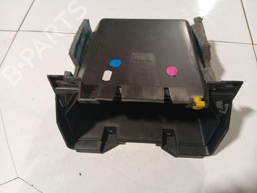 Handskerum Handskerum VOLVO S40 II (544) 2.0 D (136 hp) 34862677 34862677
