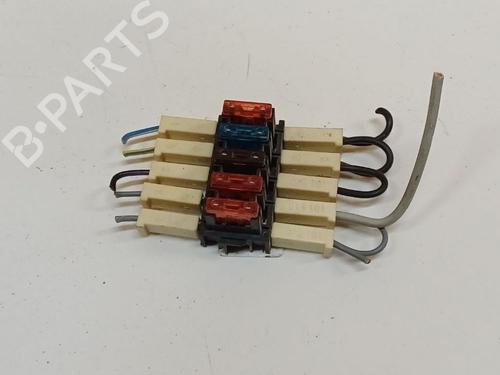 Fuse box VW TRANSPORTER T5 Van (7HA, 7HH, 7EA, 7EH) VR6 3.2 4motion | BP37512326E1 - Image 4