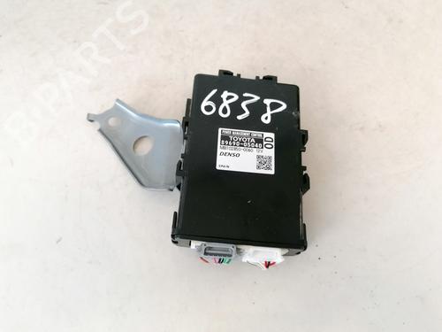 Used Electronic module Electronic module TOYOTA AVENSIS Saloon (_T27_) 2.0 D-4D (ADT270_, ADT270R) (126 hp) 33095268 33095268