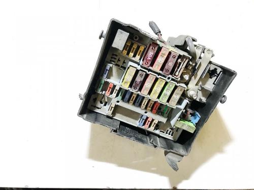 Used Fuse box Fuse box PEUGEOT 607 (9D, 9U) 2.2 HDi (133 hp) 33105966 33105966