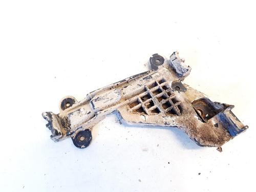 Used Rear bumper bracket Rear bumper bracket 35635591 35635591