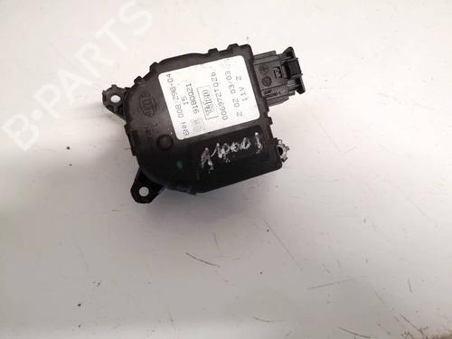 Used Electronic module OPEL SIGNUM Hatchback (Z03) 2.2 DTI (F48) (125 hp) 32588983