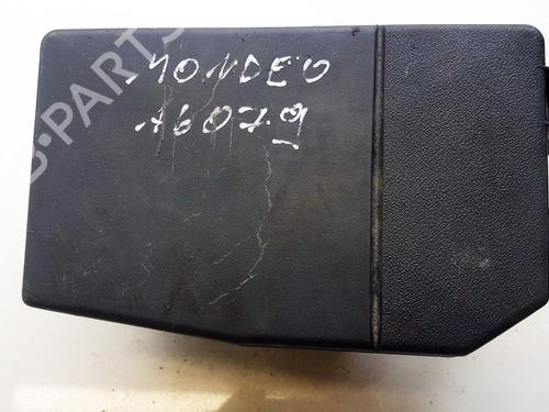 Used Fuse box Fuse box FORD MONDEO III (B5Y) 2.0 TDCi (130 hp) 33064063 33064063