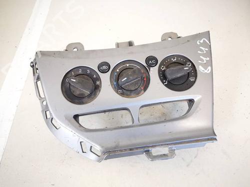 Used Climate control Climate control FORD FOCUS III 1.6 TDCi (95 hp) 35385494 35385494
