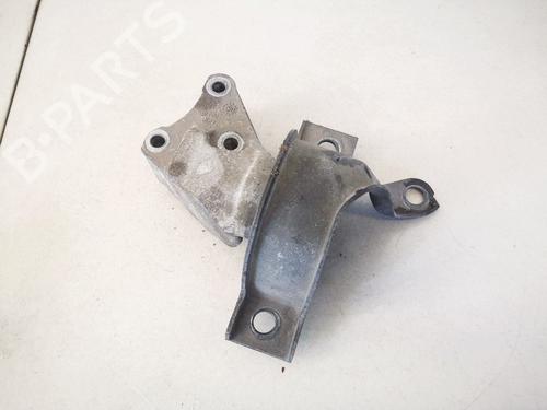 Used Engine mount Engine mount FIAT PUNTO (188_) 1.2 60 (188.030, .050, .130, .150, .230, .250) (60 hp) 32899984 32899984