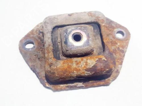 Used Engine mount Engine mount CITROËN C5 I (DC_) 2.0 HDi (DCRHZB, DCRHZE) (109 hp) 33513936 33513936