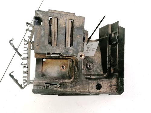 fuse-box-skoda-octavia-ii-1z3-2004-2005-2006-2007-2008-2009-2010-2011-2012-2013-32903699 main image