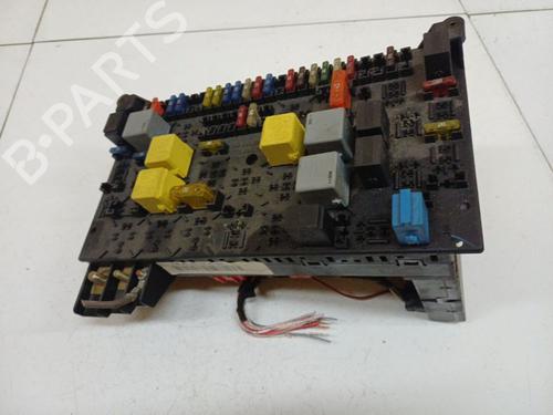 Used Fuse box Fuse box MERCEDES-BENZ M-CLASS (W163) ML 270 CDI (163.113) (163 hp) 36102531 36102531