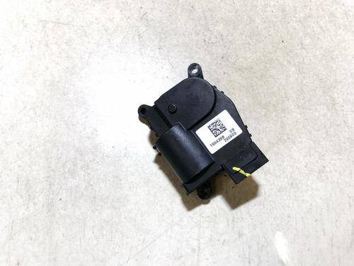 electronic-module-tesla-model-3-5yj3-2017-33108898 main image