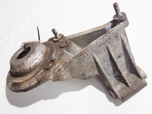 Støtte Støtte ALFA ROMEO 166 (936_) 2.4 JTD (936A2A__) (136 hp) 33063575 33063575