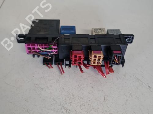 Fuse box VW PASSAT B5 Variant (3B5) 1.9 TDI | BP32571998E1 