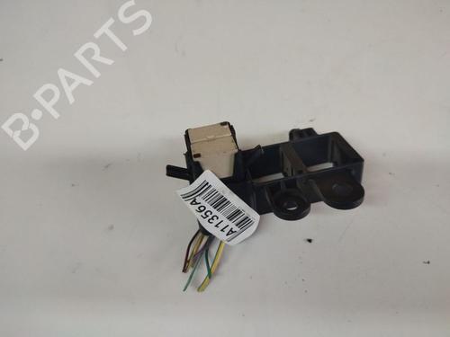 Used Fuse box Fuse box SUBARU LEGACY IV Estate (BP) 2.0 D AWD (BPD) (150 hp) 35998563 35998563