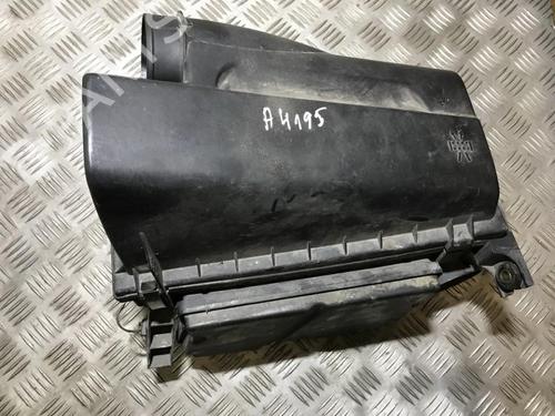 Used Air filter box Air filter box MITSUBISHI CARISMA (DA_) 1.9 TD (DA4A) (90 hp) 35698028 35698028
