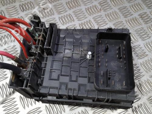 Used Fuse box Fuse box VW JETTA III (1K2) 2.0 TDI (140 hp) 33500953 33500953