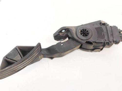 Used Pedal Pedal SUZUKI SX4 (EY, GY) 1.6 DDIS (RW416D) (90 hp) 35300828 35300828