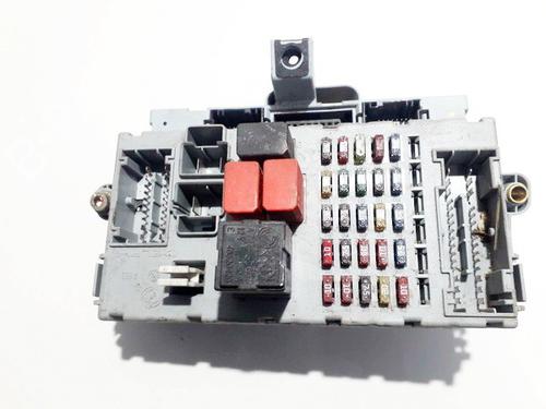 Used Fuse box Fuse box FIAT DOBLO MPV (119_, 223_) 1.9 JTD (223AXE1A) (100 hp) 33520250 33520250