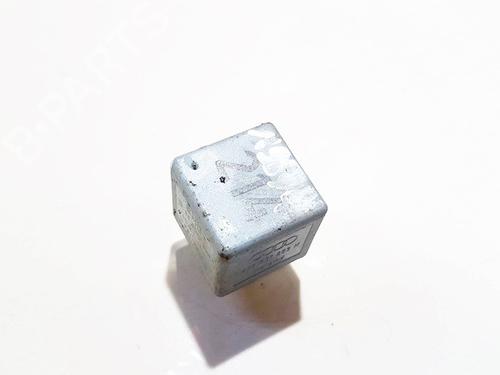 other-vw-passat-b5-variant-3b5-1997-1998-1999-2000-2001-33102768 main image