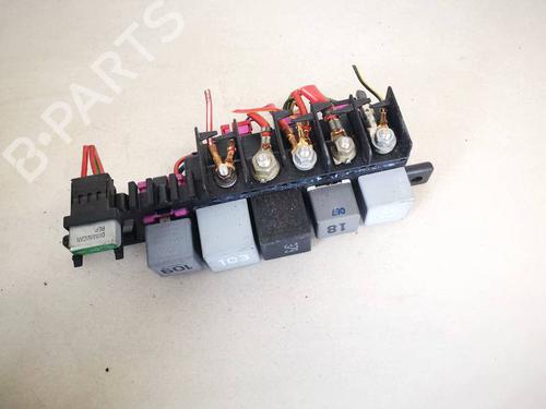 Used Fuse box Fuse box AUDI A3 (8L1) 1.9 TDI (90 hp) 32945782 32945782