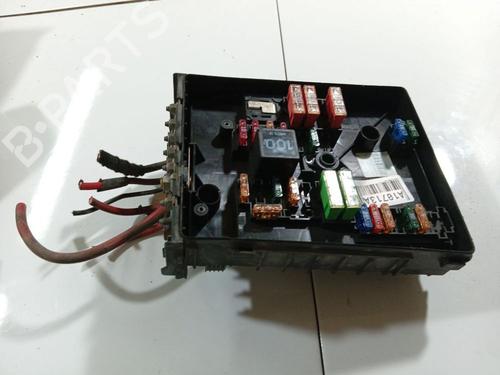 Fuse box SKODA SUPERB II (3T4) 1.9 TDI | BP32556754E1 - Image 3
