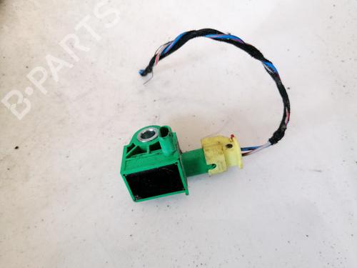 Used Electronic module Electronic module VW GOLF VI (5K1) 2.0 TDI (110 hp) 32879536 32879536