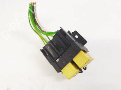 fuse-box-peugeot-partner-box-bodympv-2008-32534748 main image