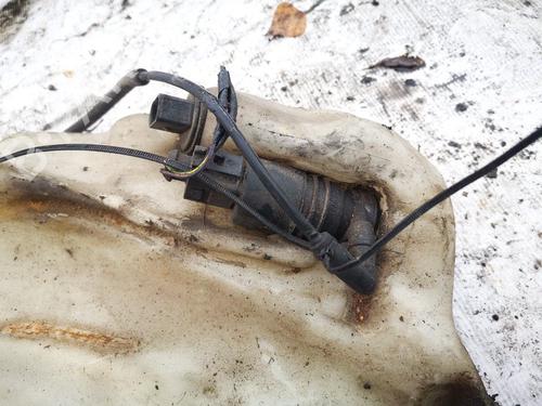 Used Washer pump Washer pump VW PASSAT B5 Variant (3B5) 1.9 TDI (90 hp) 35479024 35479024