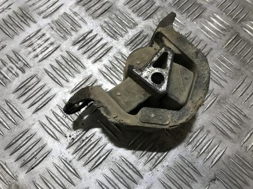 Used Engine mount Engine mount OPEL CORSA B (S93) 1.4 i (F08, F68, M68) (60 hp) 33499705 33499705