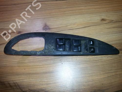 Used Switch Switch NISSAN PRIMERA Hatchback (P12) 2.2 dCi (139 hp) 33515660 33515660