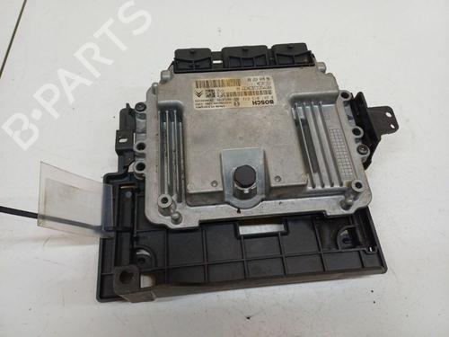 Used Engine control unit (ECU) Engine control unit (ECU) CITROËN C5 III (RD_) 1.6 HDi 110 (RD9HZC) (109 hp) 40286359 40286359