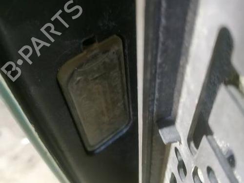 licence-plate-light-ford-galaxy-ii-wa6-2006-2007-2008-2009-2010-2011-2012-2013-2014-2015-34860685 main image