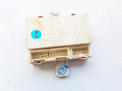 Used Electronic module Electronic module KIA SPORTAGE II (JE_, KM_) 2.0 CRDi (136 hp) 33523178 33523178