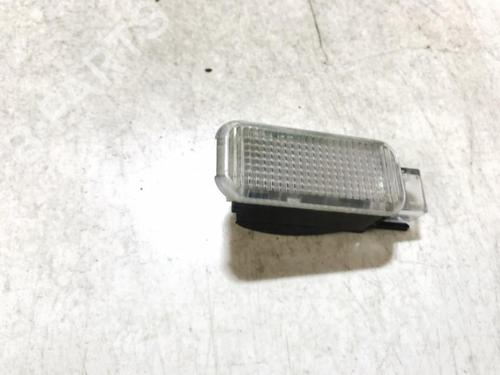 Used Interior roof light Interior roof light VW PASSAT B5 Variant (3B5) 1.9 TDI (110 hp) 35869842 35869842