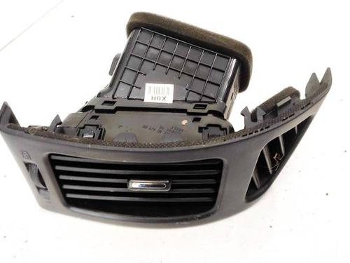 air-vent-hyundai-i30-estate-fd-2007-2008-2009-2010-2011-2012-32952462 main image