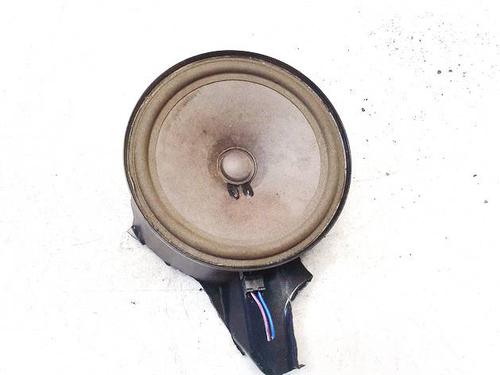 speaker-mercedes-benz-cla-c118-2019-39392250 main image