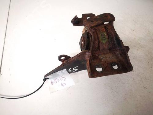 Used Engine mount Engine mount TOYOTA AVENSIS (_T25_) 2.0 D-4D (CDT250_, CDT250R) (116 hp) 32923899 32923899