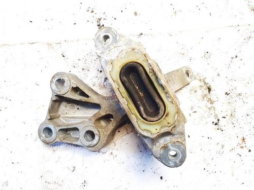Used Engine mount CHEVROLET CRUZE (J300) 2.0 CDI (150 hp) 32611294