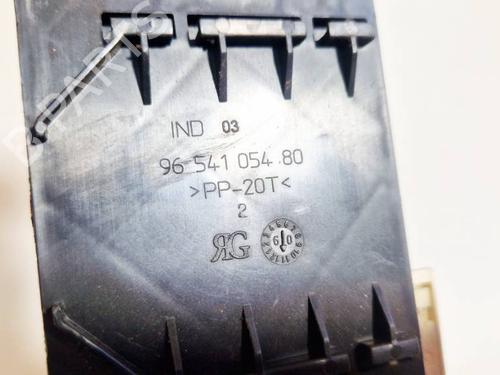 Electronic module PEUGEOT 407 (6D_) 1.6 HDi 110 (6D9HZC, 6D9HYC) | BP32572421M83 - Image 6