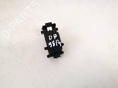 Used Switch Switch TOYOTA YARIS (_P9_) 1.0 VVT-i (KSP90_, KSP90R) (69 hp) 32601562 32601562